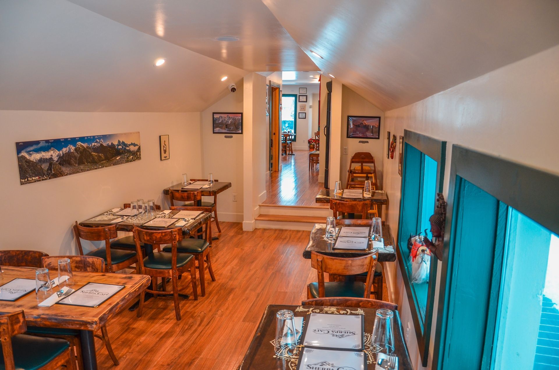 Sherpa+Cafe+B+Murphy+Construction