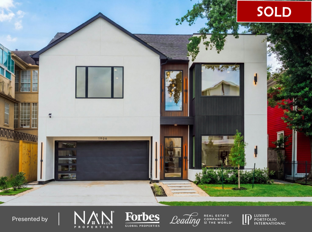 Modern custom home in Montrose,  Transitional design