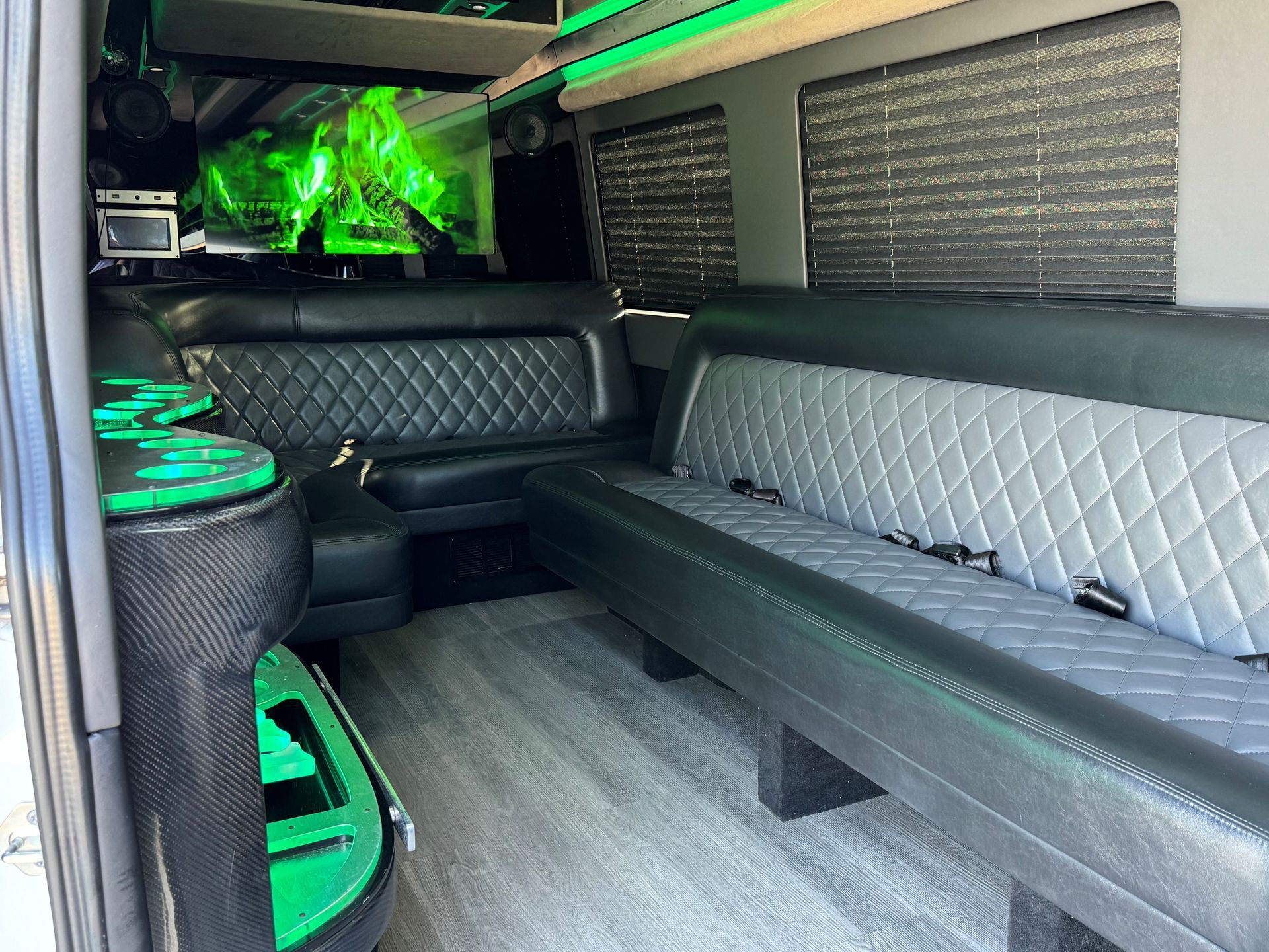 D5 Professional Services Limo Sprinter Party bus