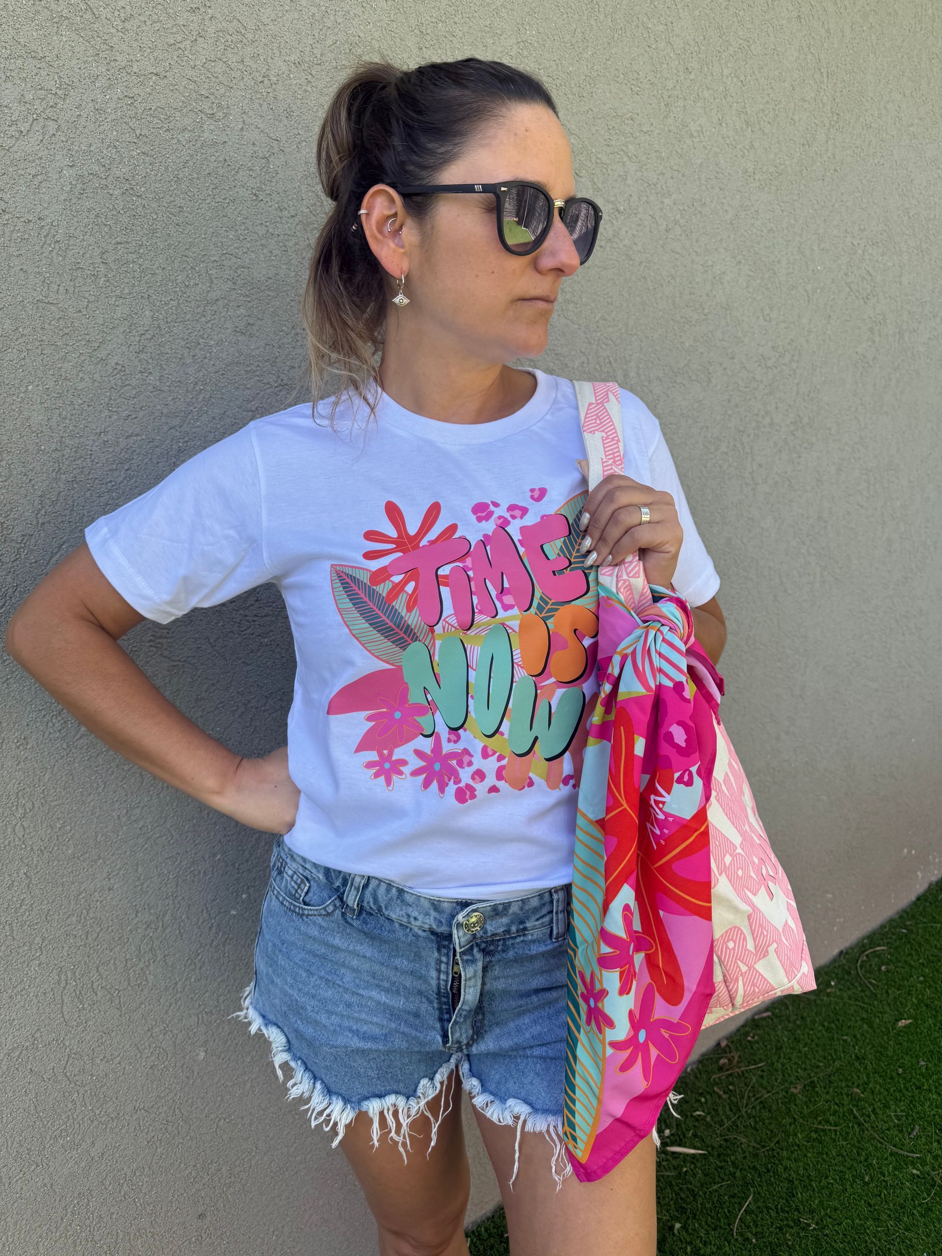 remera algodon, estampas de diseño, exclusivas, colores vibrantes, verano