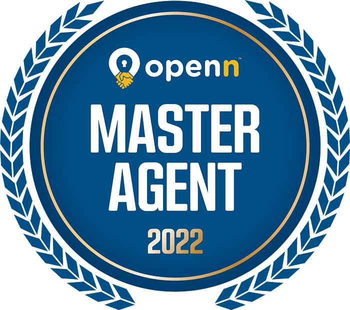 A blue badge that says openn master agent 2022