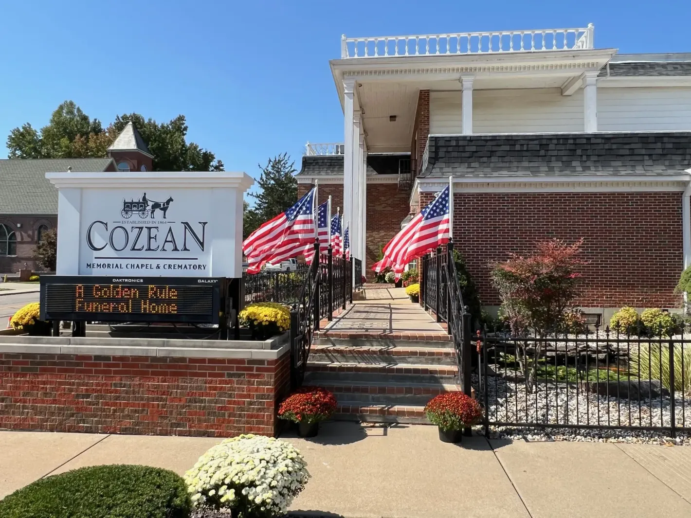 Holman Howe Funeral Homes lawn