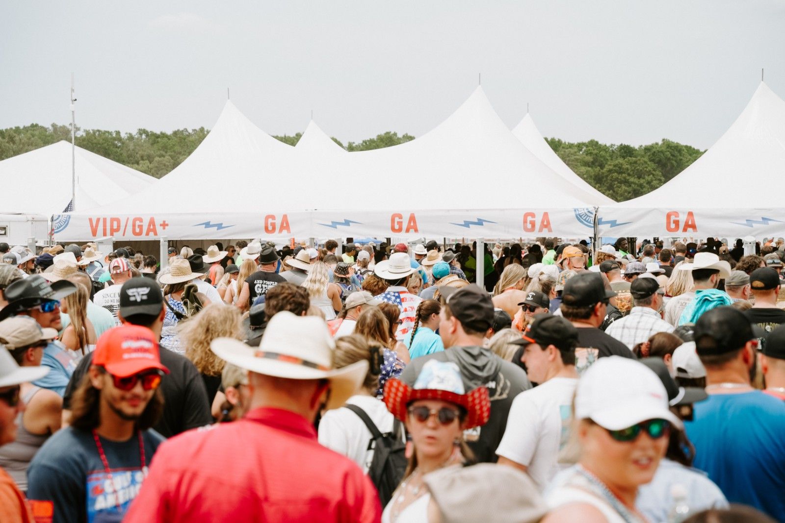 Festival fans lined up at the GA entry gate