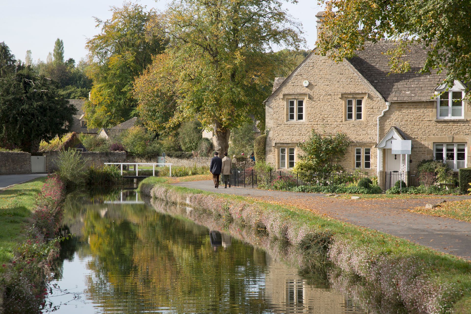 river-at-lower-slaughter-village-cheltenham-england