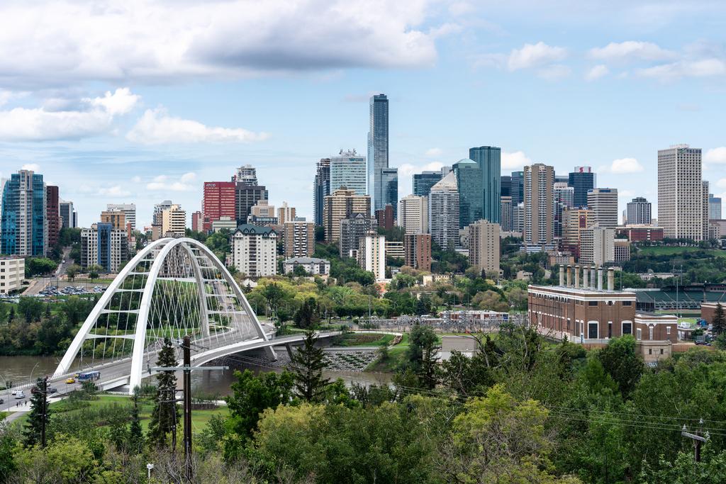 VanDelivery Edmonton Furniture Pick up and Delivery