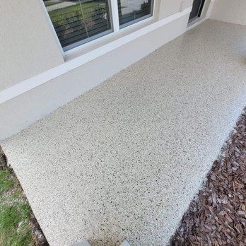 A flake polyaspartic flooring in Valparaiso, IN by Resin Pros