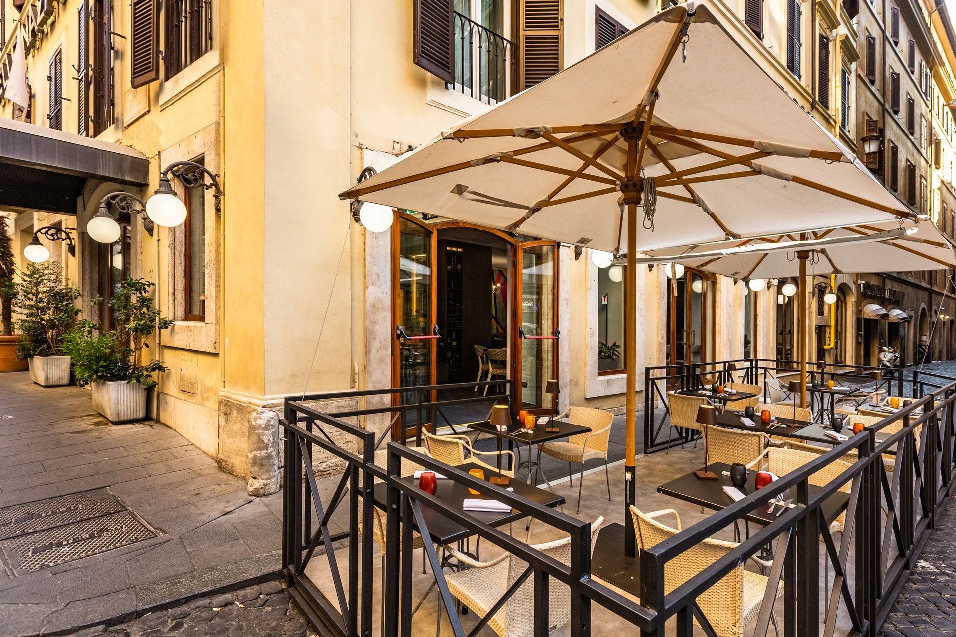 Restaurant near the Trevi Fountain Rome Rome Hotel delle Nazioni
