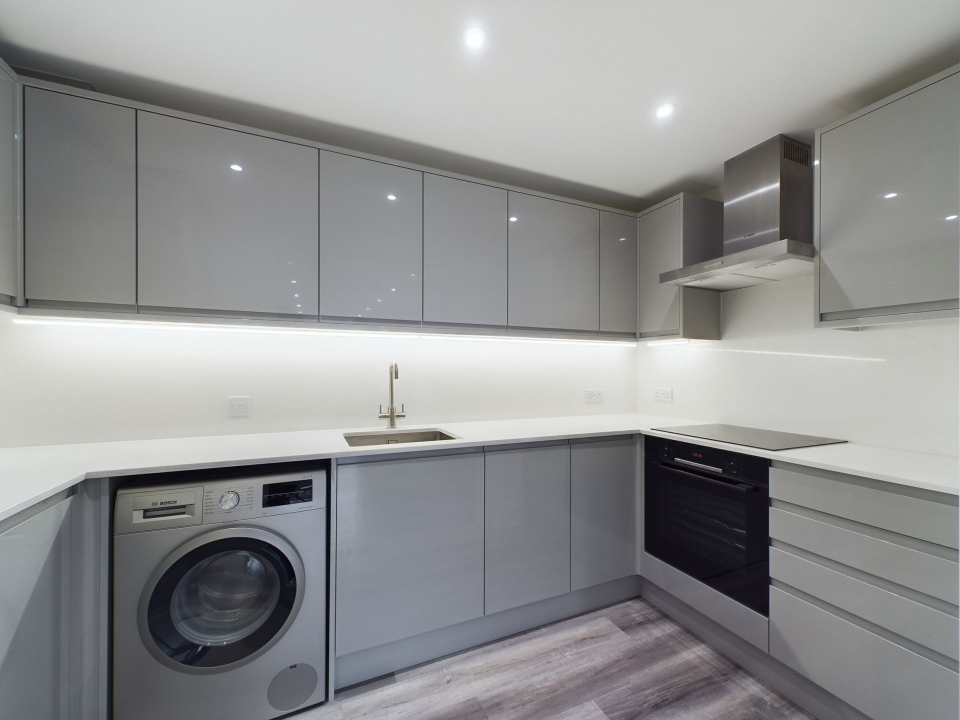 Property Renovation of a flat in Reading - new Kitchen