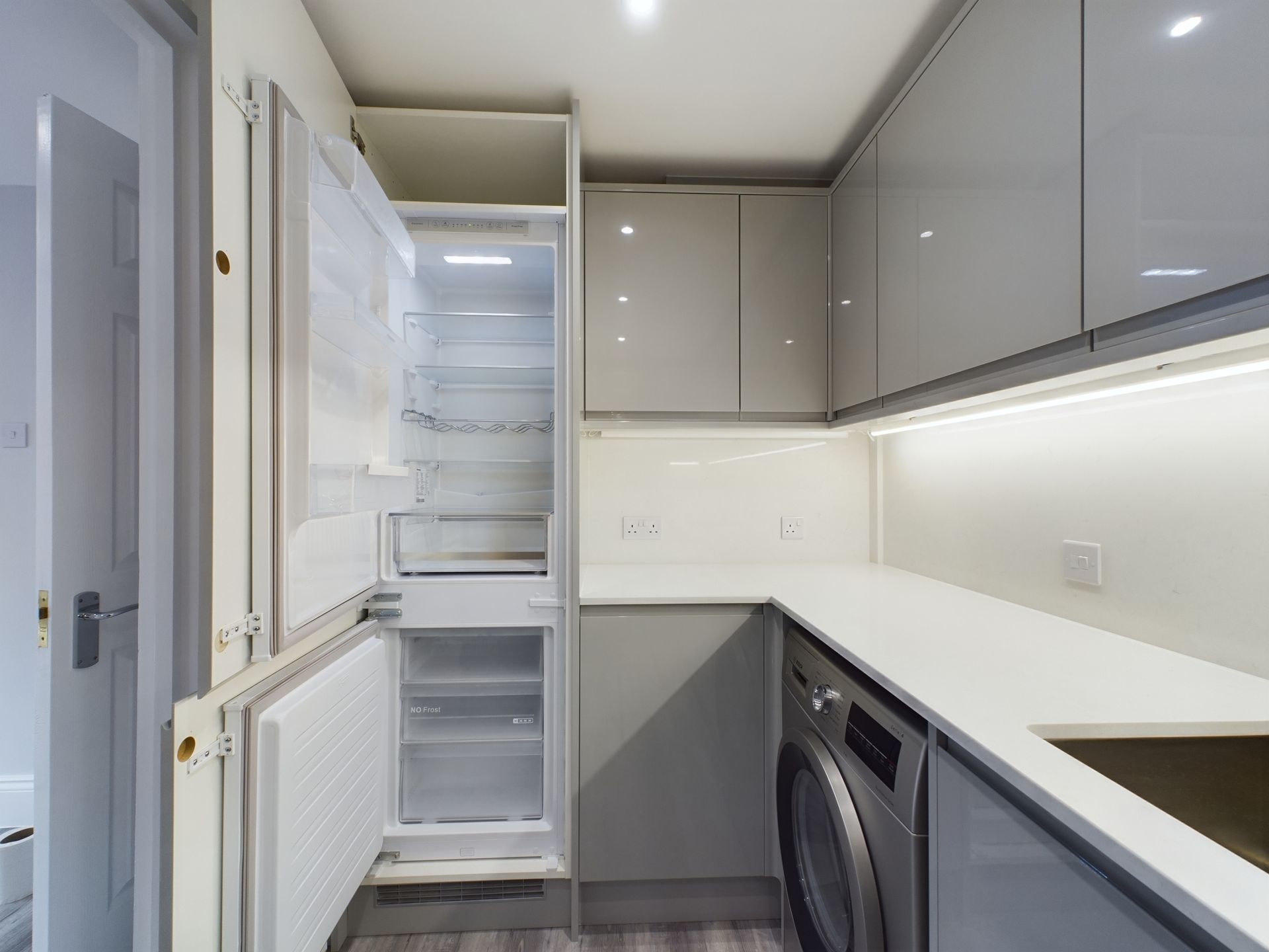 Property Renovation of a flat in Reading - new Kitchen