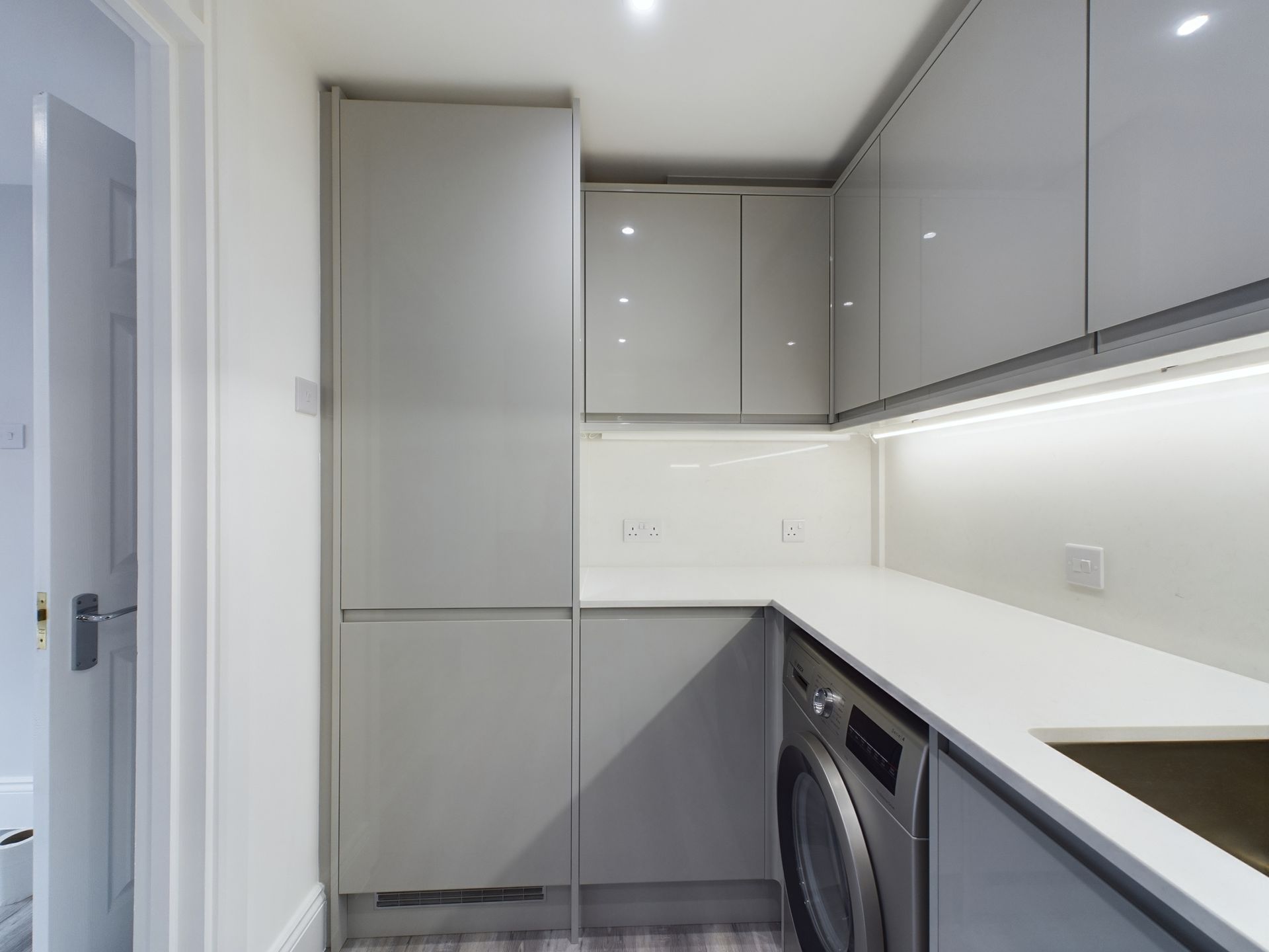 Property Renovation of a flat in Reading - new Kitchen