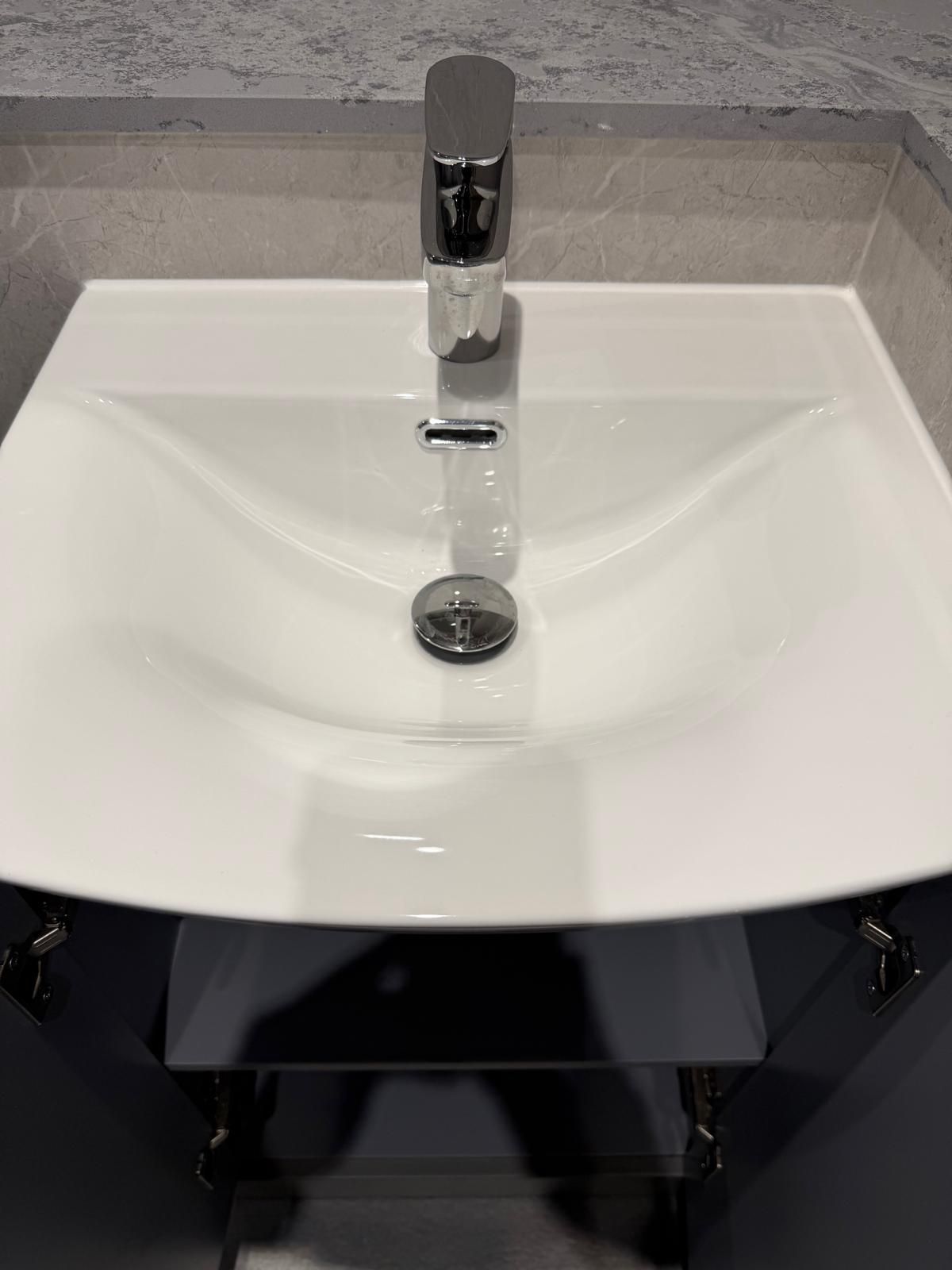 Professional bathroom vanity sink and tap plumbing installation Reading