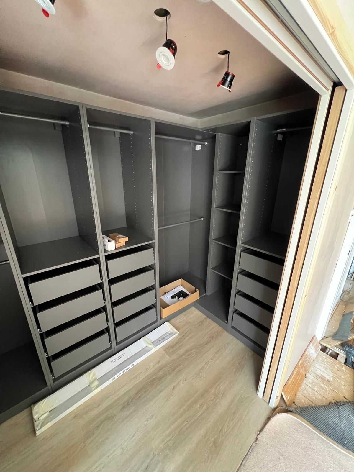 fitted wardrobes in reading