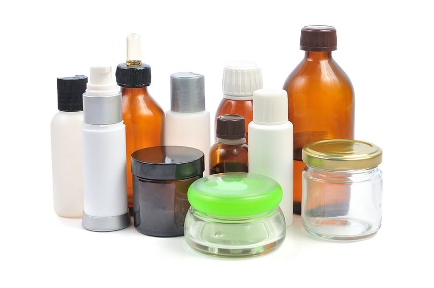 flaconi e contenitori di plastica