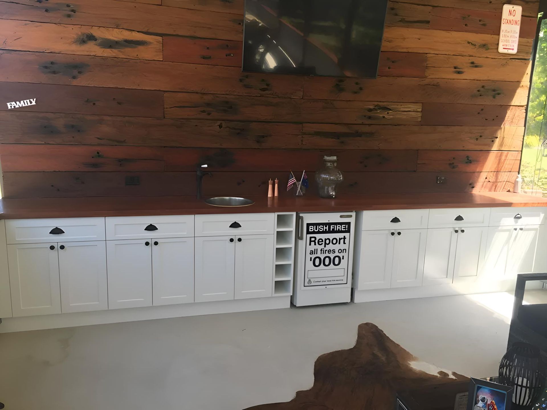 Wooden Wall Kitchen — Hey Presto Kitchens & Renovations in Armidale, NSW