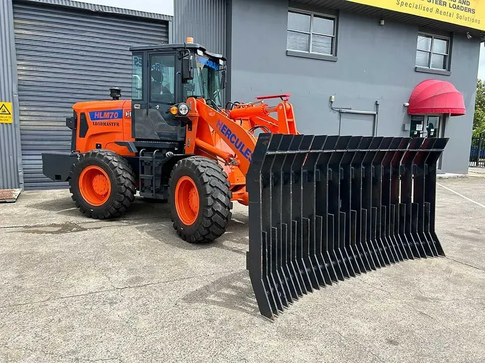 Hercules Loadmaster HLM70 Loader