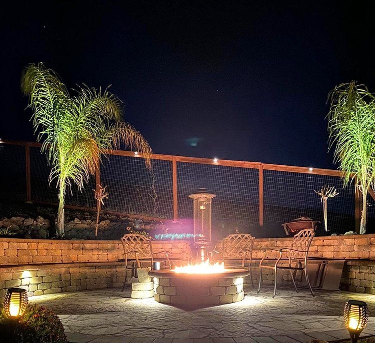 Walnut Creek paving stone patio with fire pit