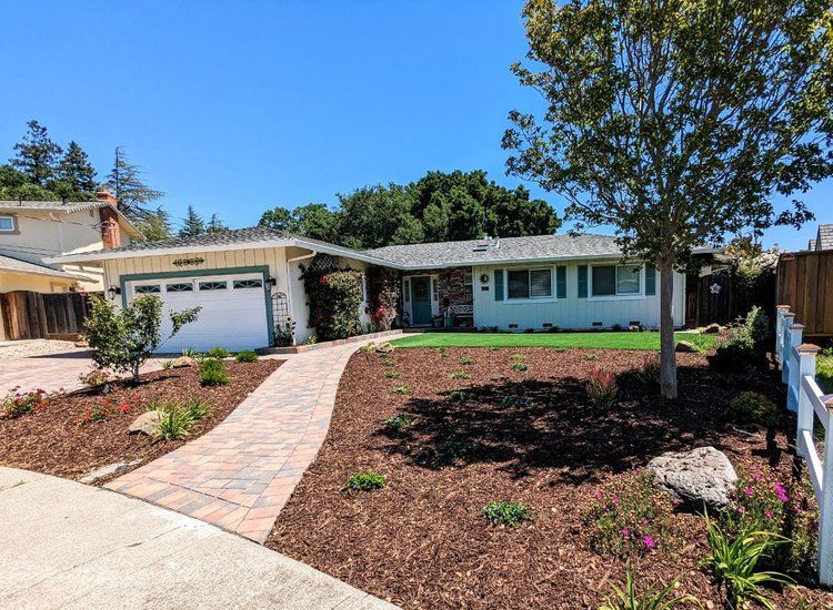 Pleasanton backyard fire pit & pergola