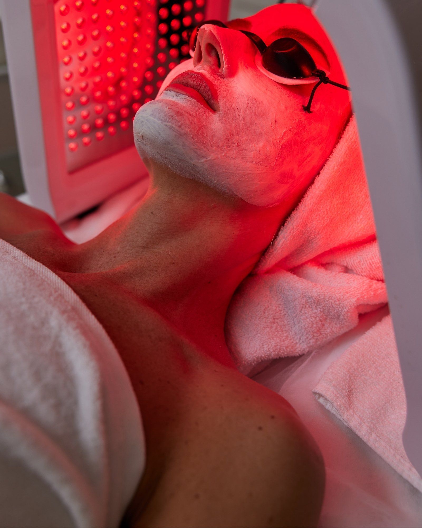 Luminothérapie visage chez Medisthética à Montréal