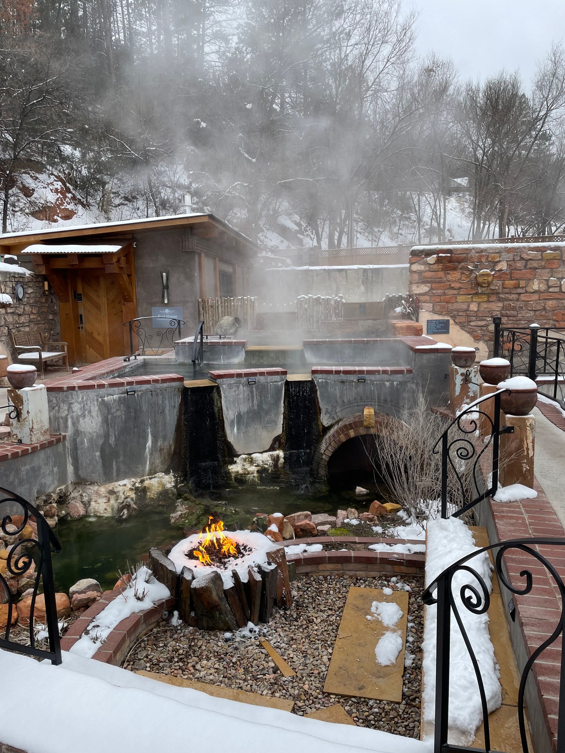 Moccasin Springs Natural Mineral Spa, Hot Springs, SD - 605.745.7625 (SOAK)