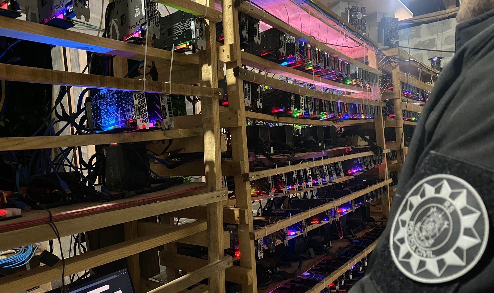 Fechada mais uma mineradora clandestina de criptomoedas
