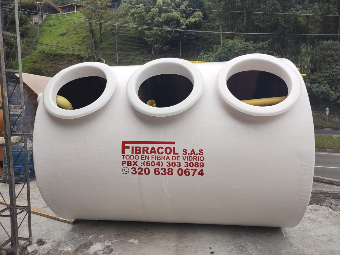 Tanques de Fibra de Vidrio, Tanques de Almacenamiento de Agua, Tanques 10.000 lt, Pozos sépticos en Fibra de Vidrio