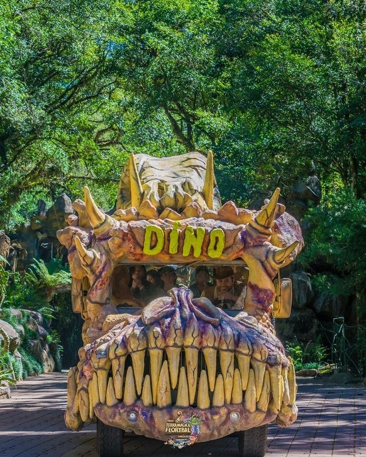 Dino móvel Parque Temático - Parque Terra Mágica Florybal em Canela - Serra Gaúcha | Gramado Oficial