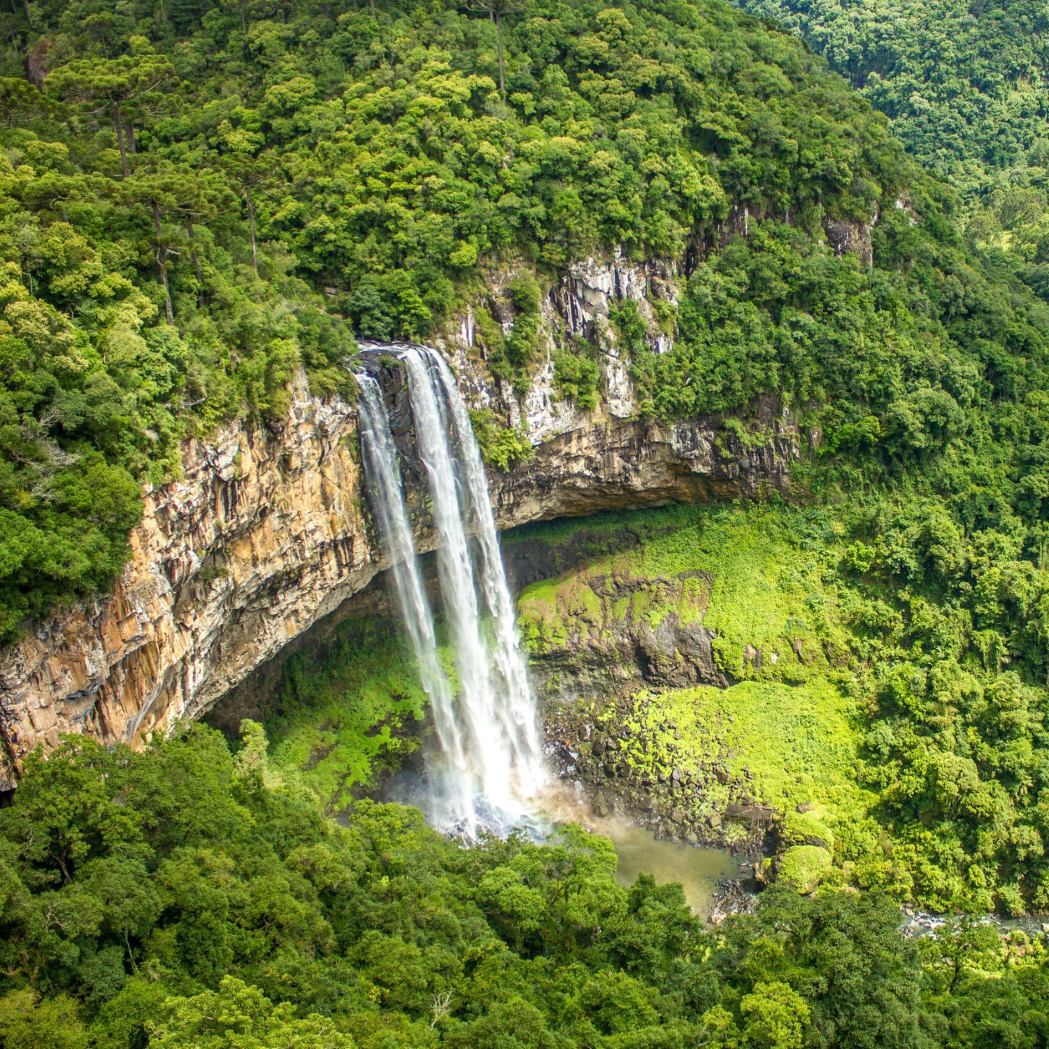 Cascata do Caracol no Parque do Caracol Cascata do Caracol no Parque do Caracol