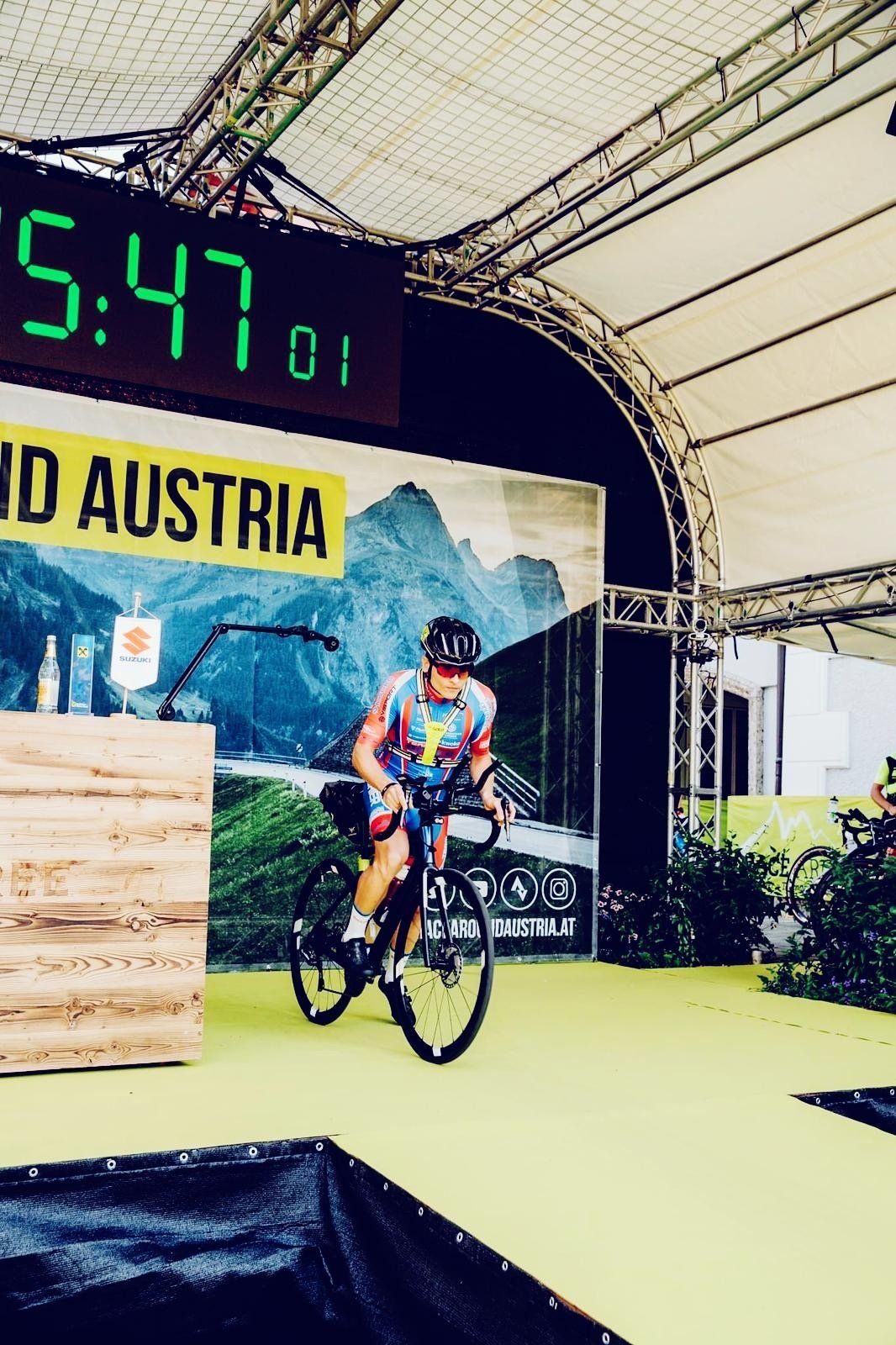 Günsel bewältigt 580 km und 7300 hm beim RAA