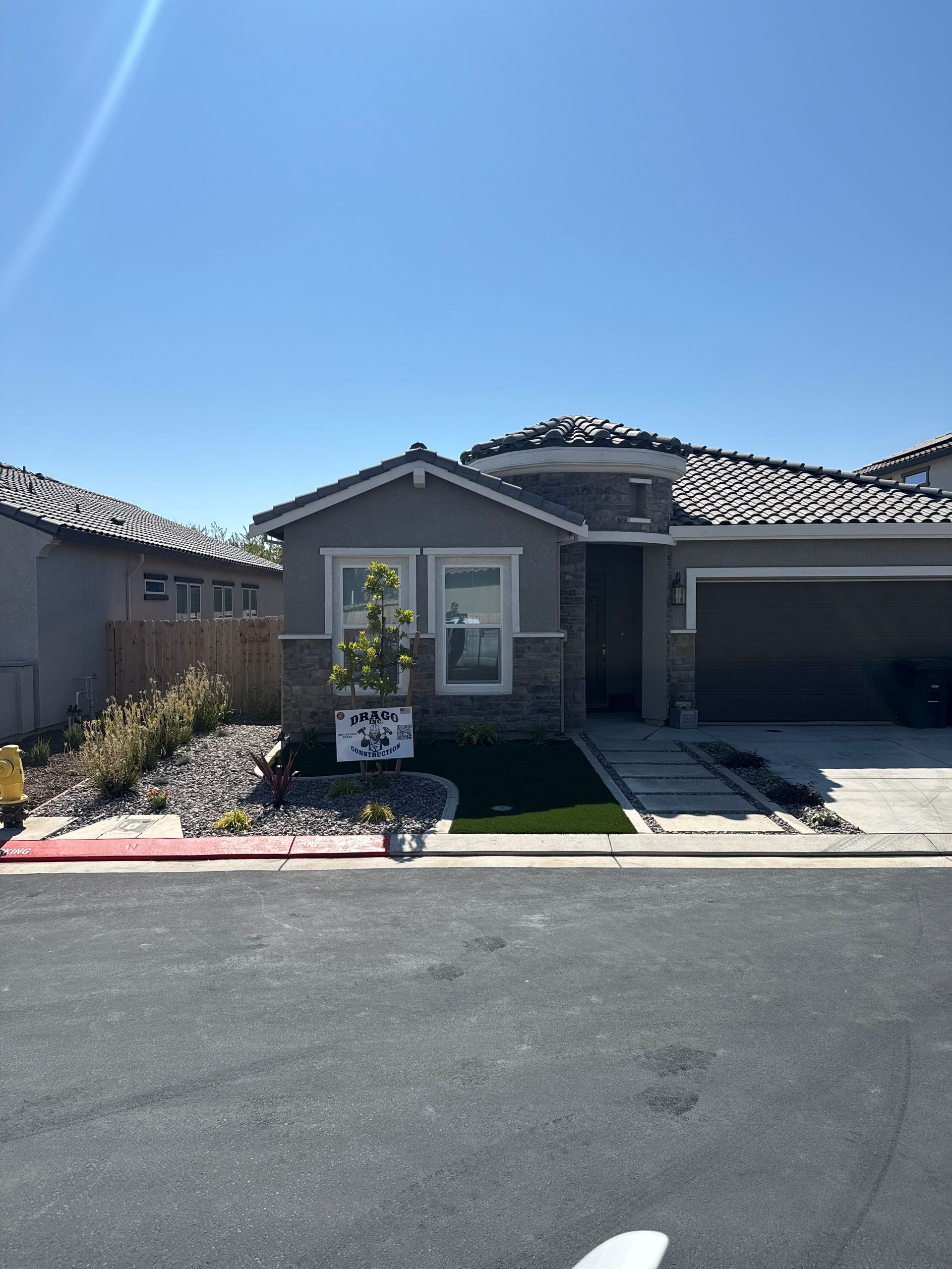 Front yard landscaping services for a home in Lodi, CA