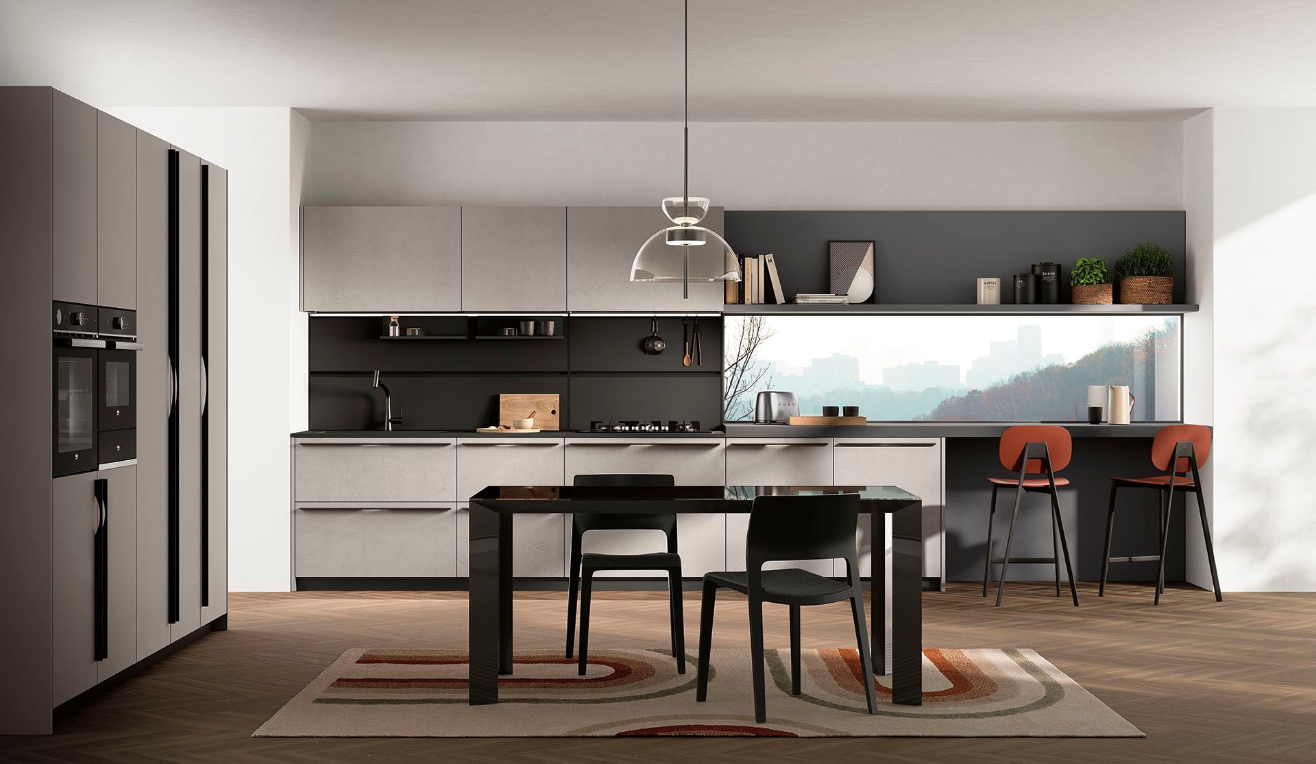 Cucina e zona pranzo moderne con mobili bianchi, tavolo nero, lampada a sospensione e sedie con dettagli arancioni.