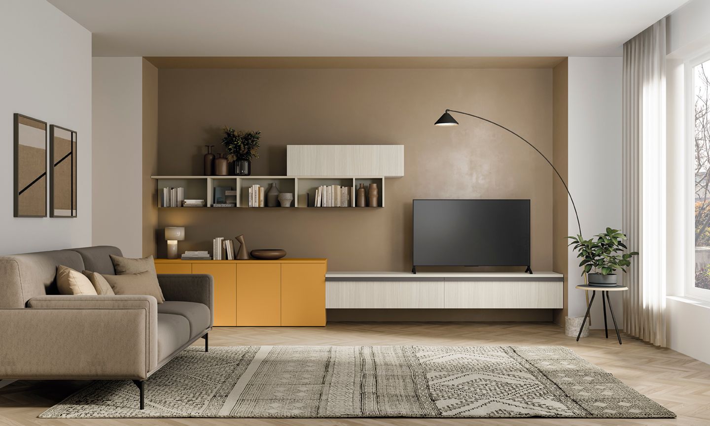 Soggiorno moderno con divano beige, mobile giallo, TV a parete e ampie finestre con luce naturale.