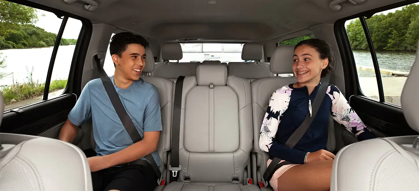 2023 Jeep Wagoneer storage capabilities