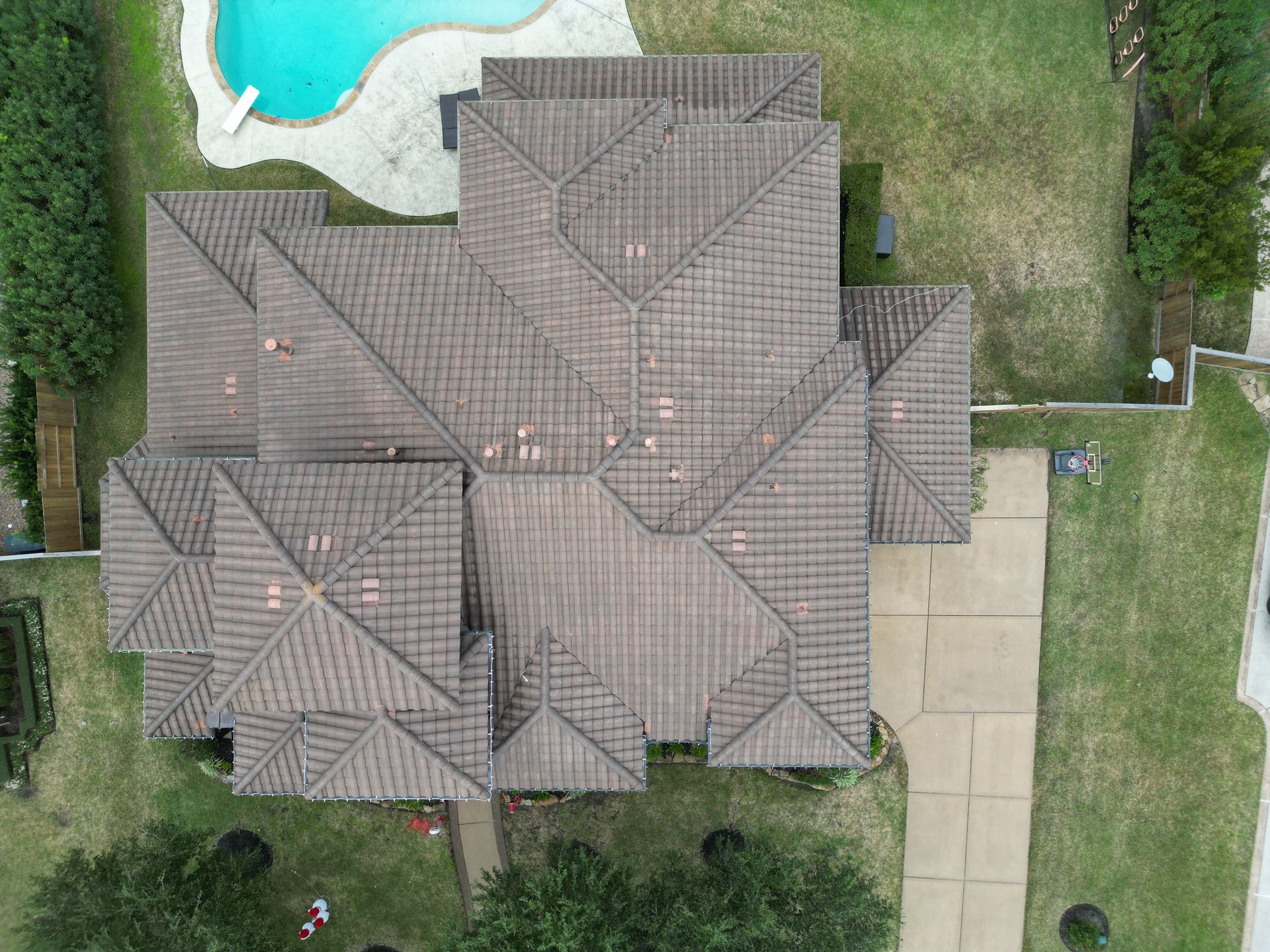 Power washing a house