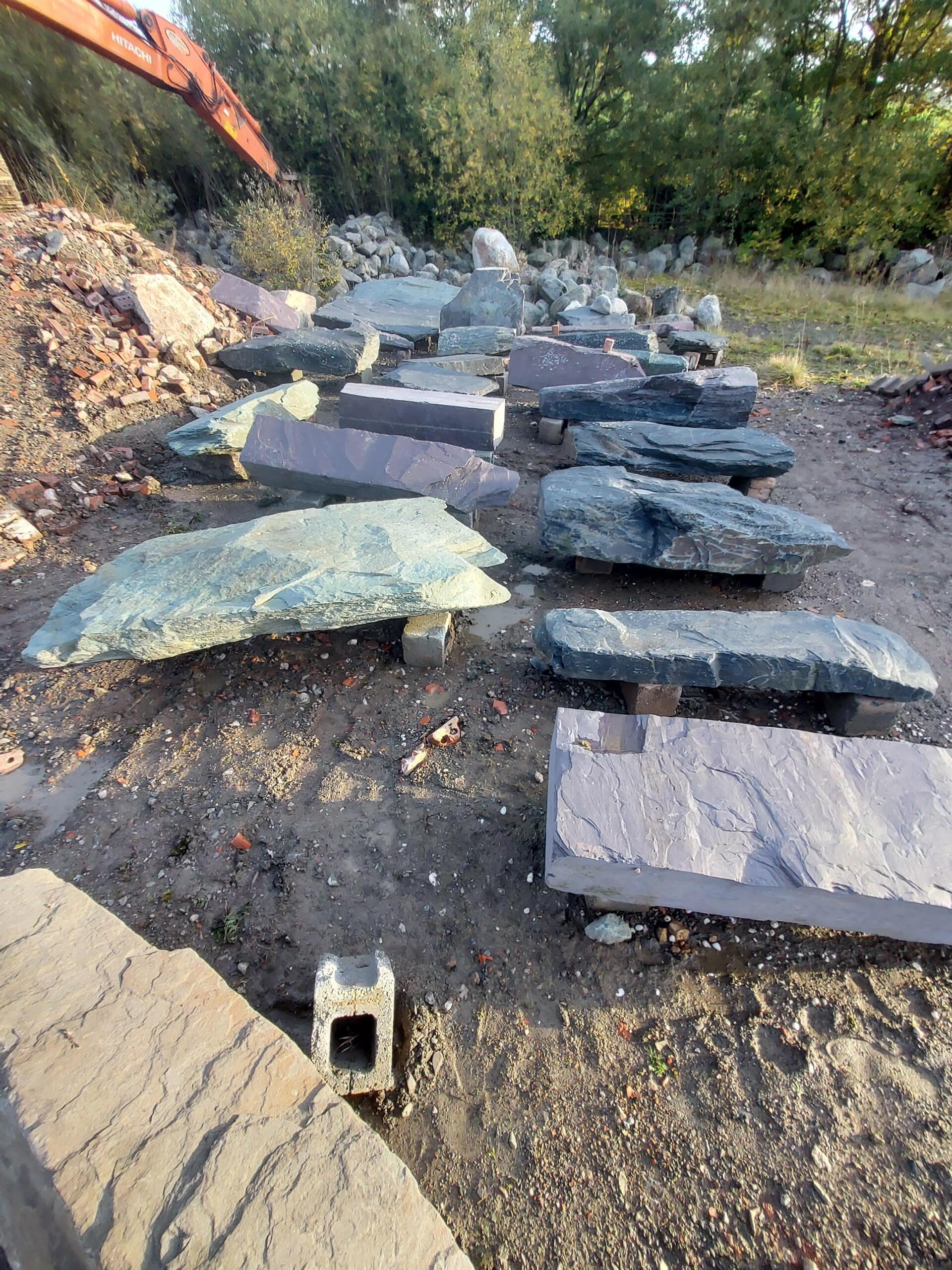 Slate monoliths