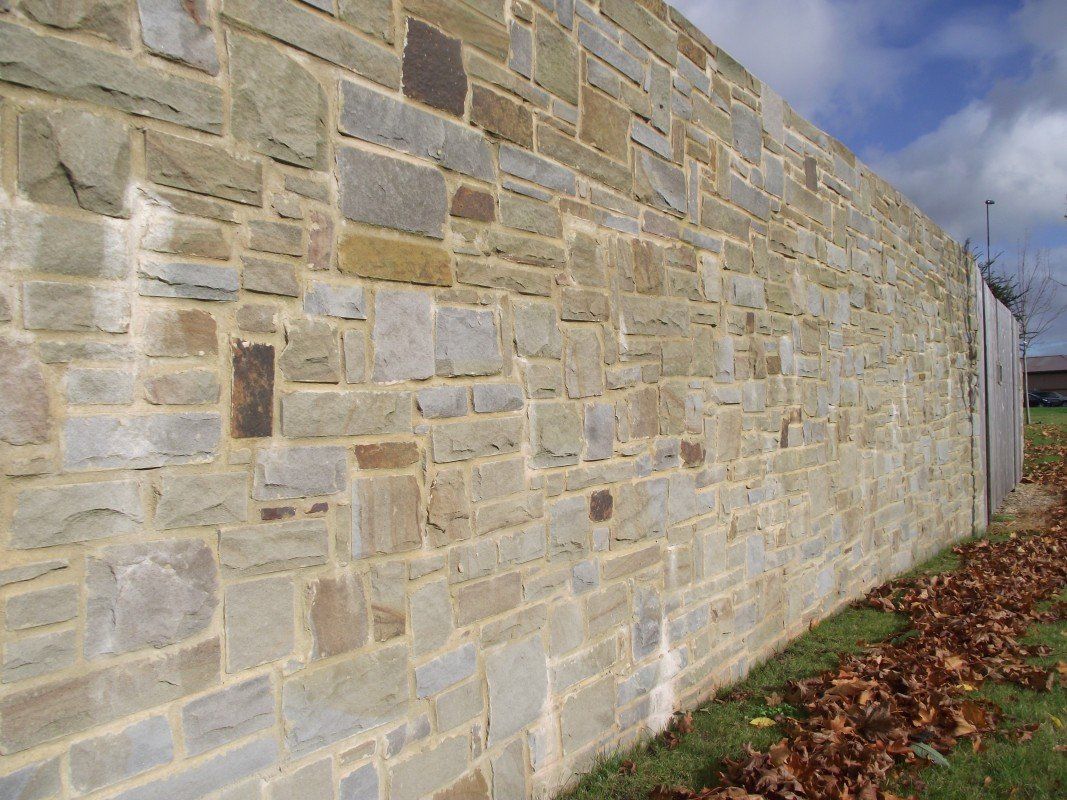 Cropped Sandstone Walling