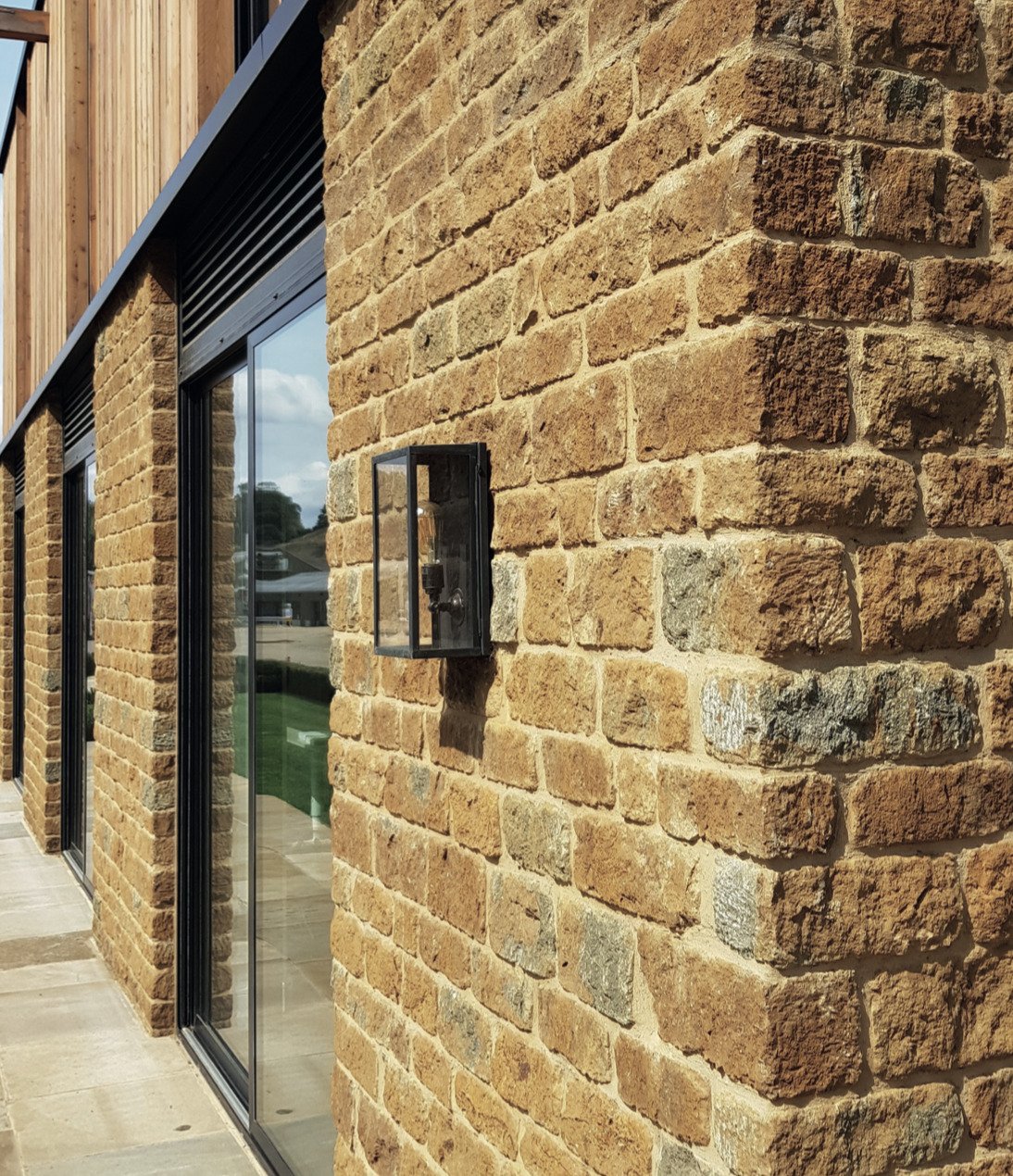 Cropped Walling