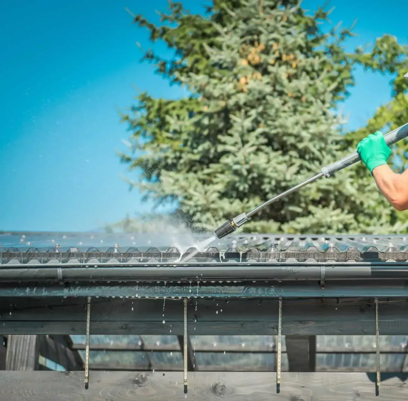 gutter-cleaning