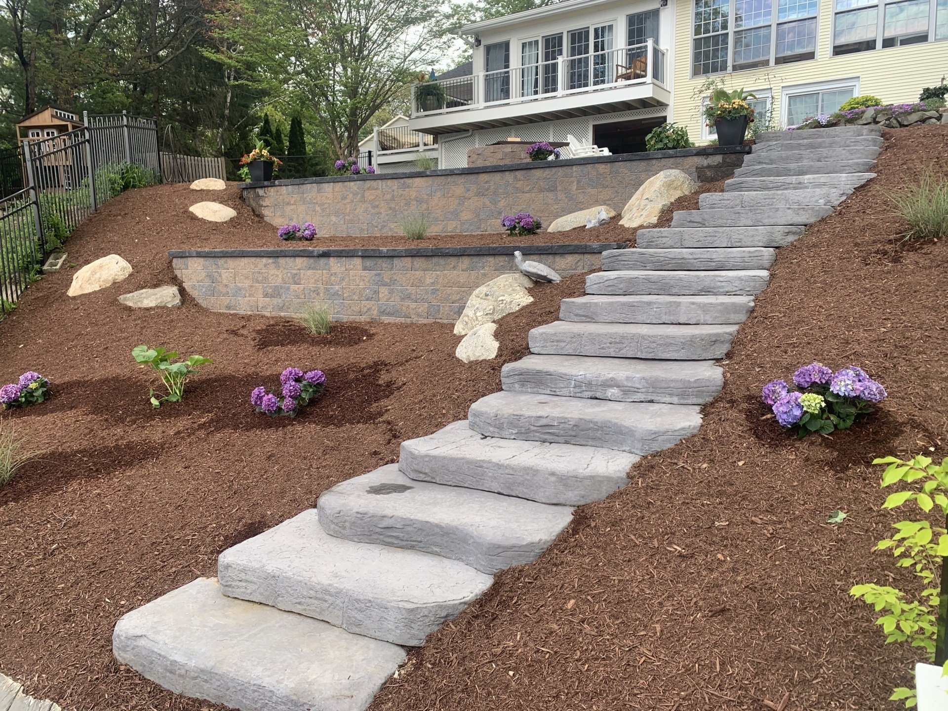 Retaining Wall Installation and Design in Massachusetts