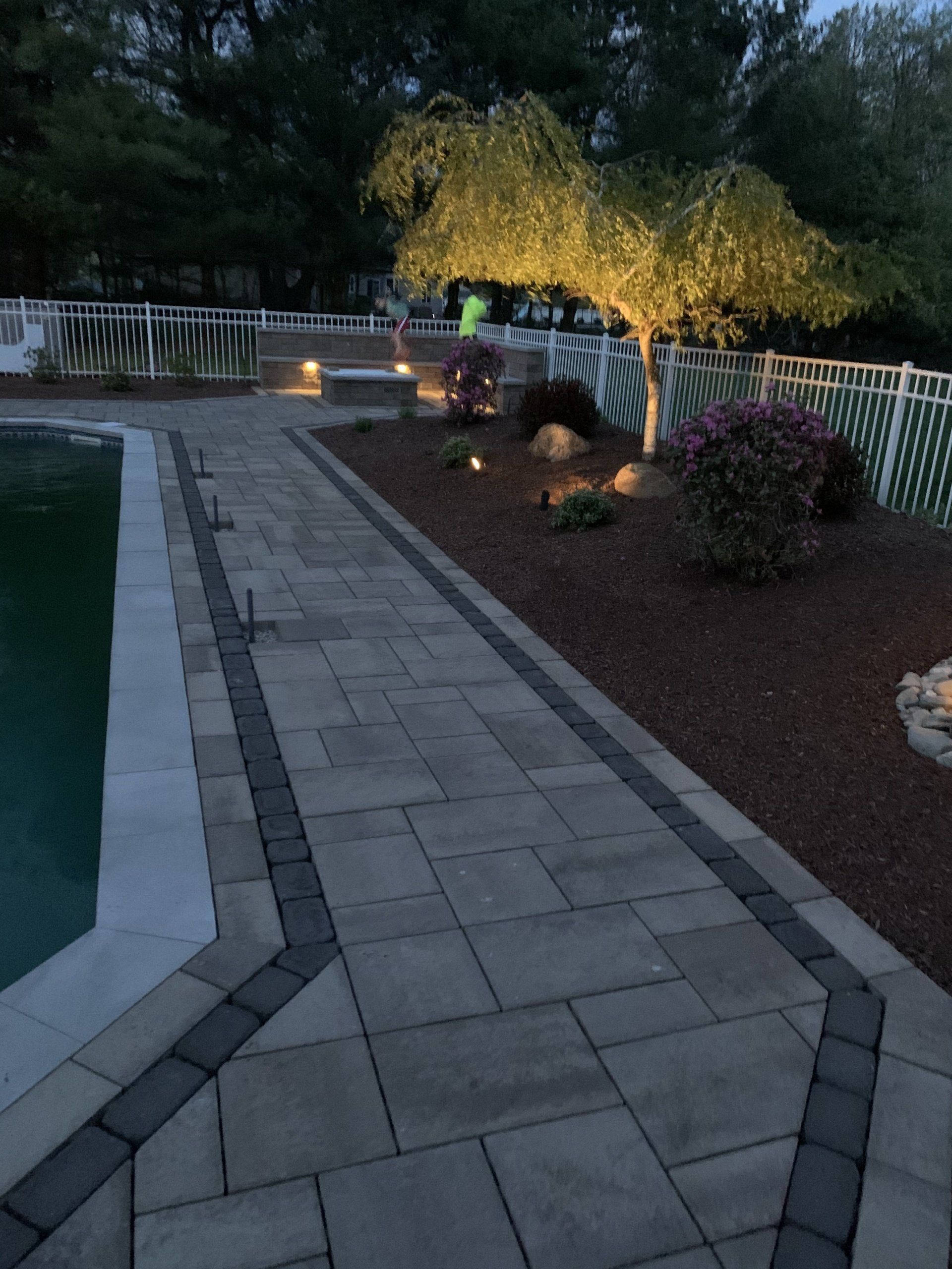 low voltage landscape lighting