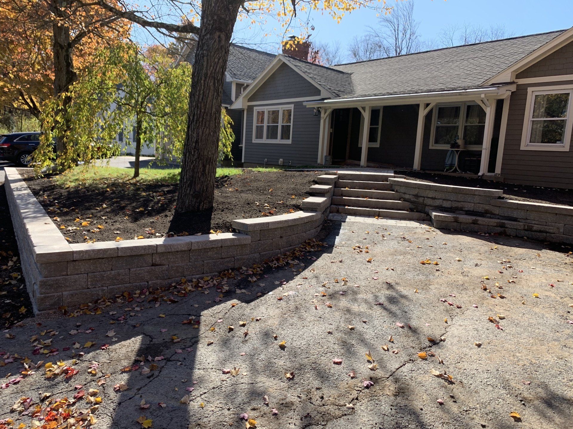 retaining wall landscaper