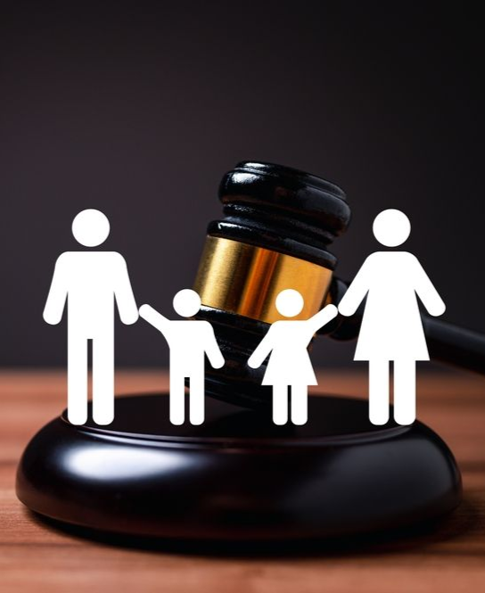 Judge's gavel over family figures on a scale, symbolizing family law or custody dispute