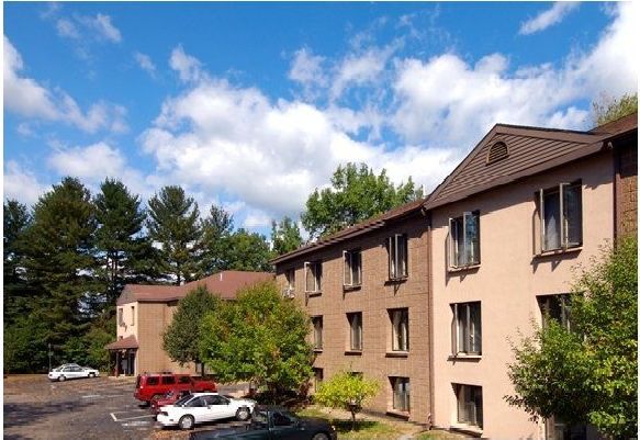 Property with Outdoor Parking at Pembroke Place.