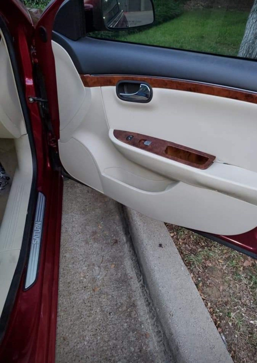 2008 SATURN AURA Interior A
