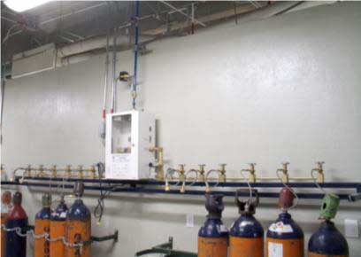 PROYECTOS Y EQUIPOS MEDICINALES - manifolds automáticos y manuales