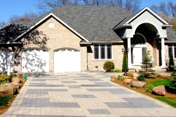 Driveway pavers in North Branch, MN