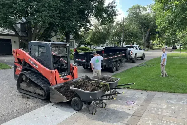 landscapers in medina mn