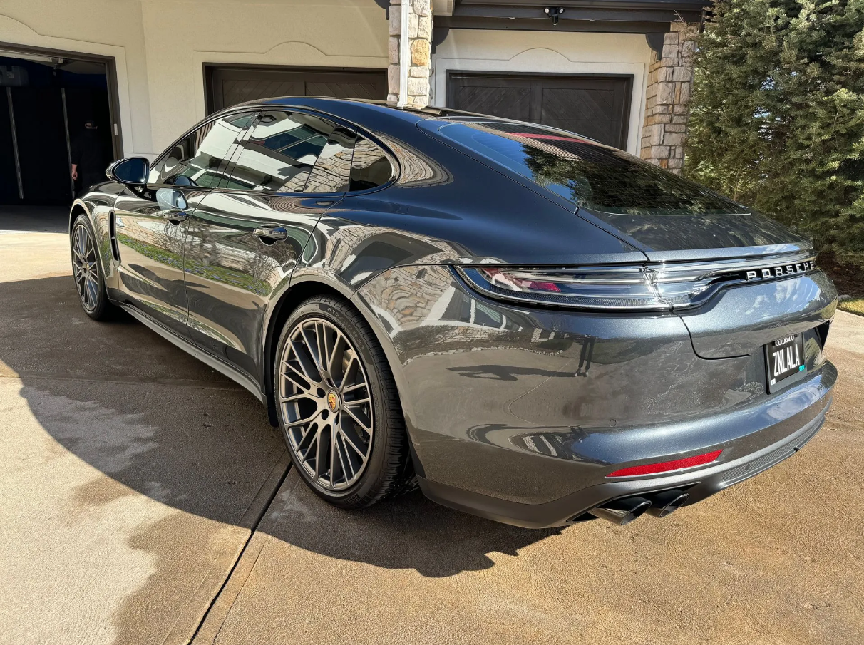 Premium Service Of Mobile Detailing