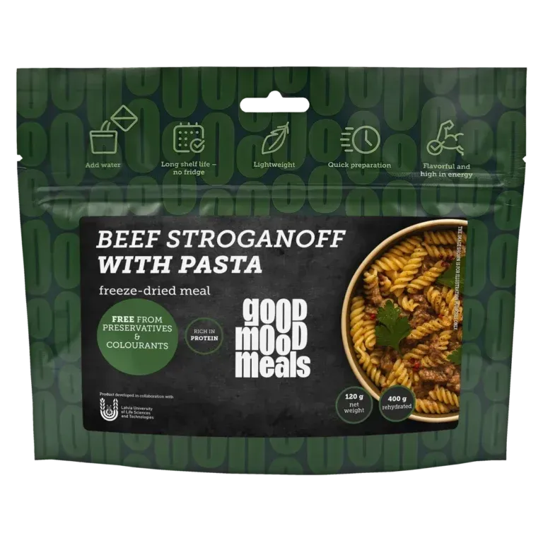 Estrogonofe de carne com massa