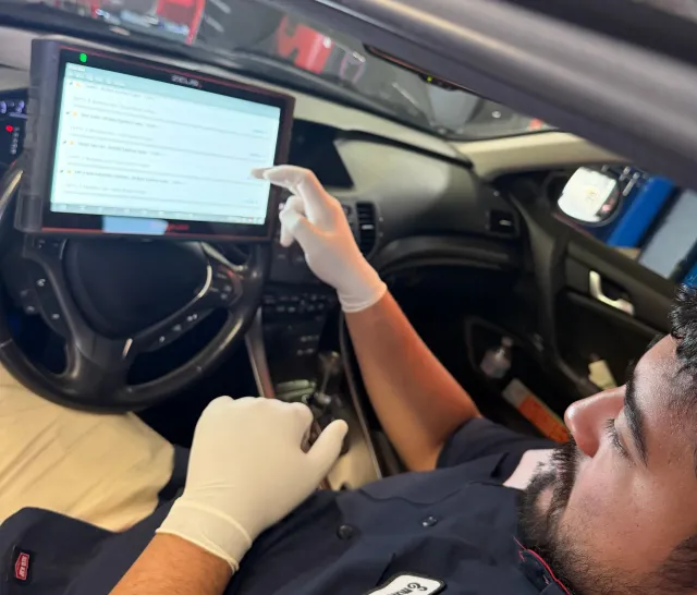 Our expert technician in Walla Walla, WA | Manny's Auto
