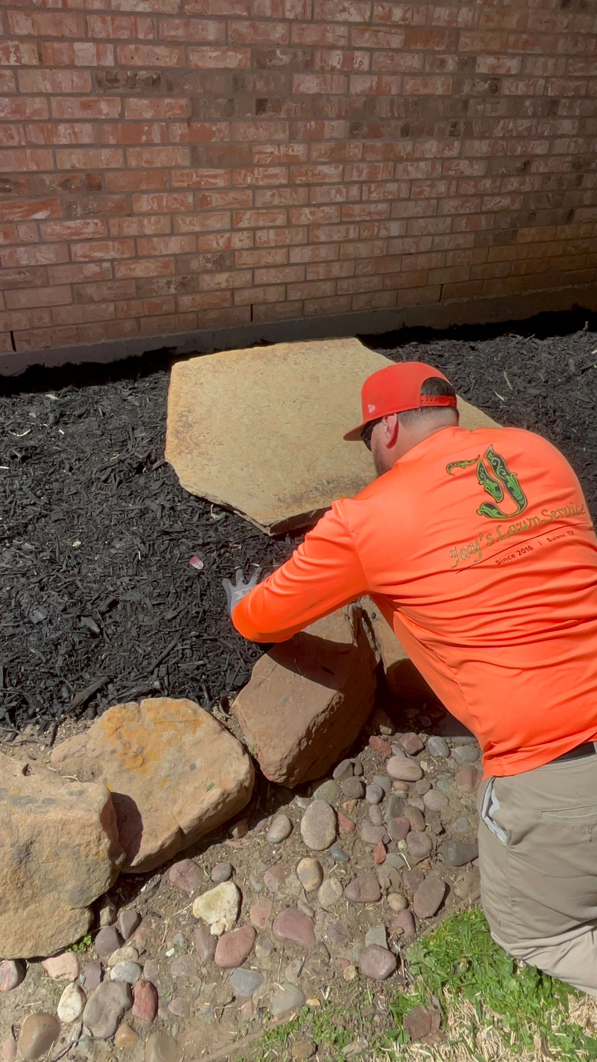 Commercial Mulch Installation